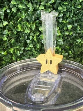 Straw Topper